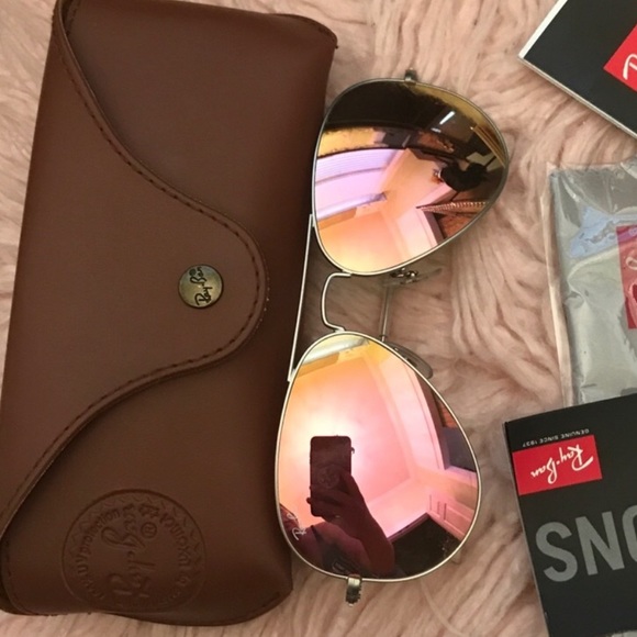 Ray-Ban Accessories - SOLD 💞Pink Mirror Ray Bans
